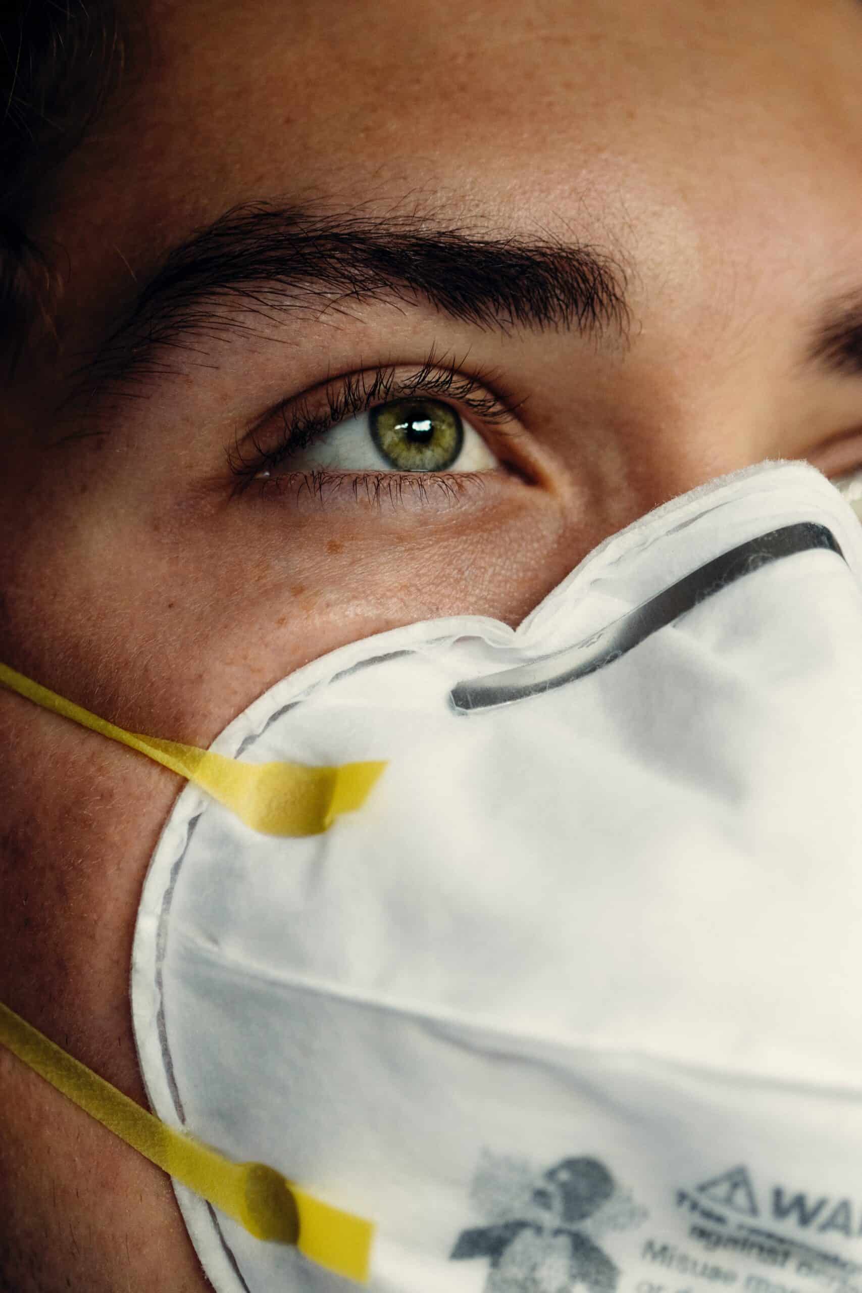 Disposable respirator fit mask with proper face fit